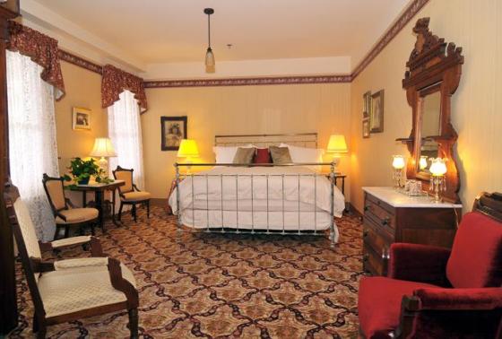Image of Antique Iron Bed in Victorian Room Atlantic Hotel
